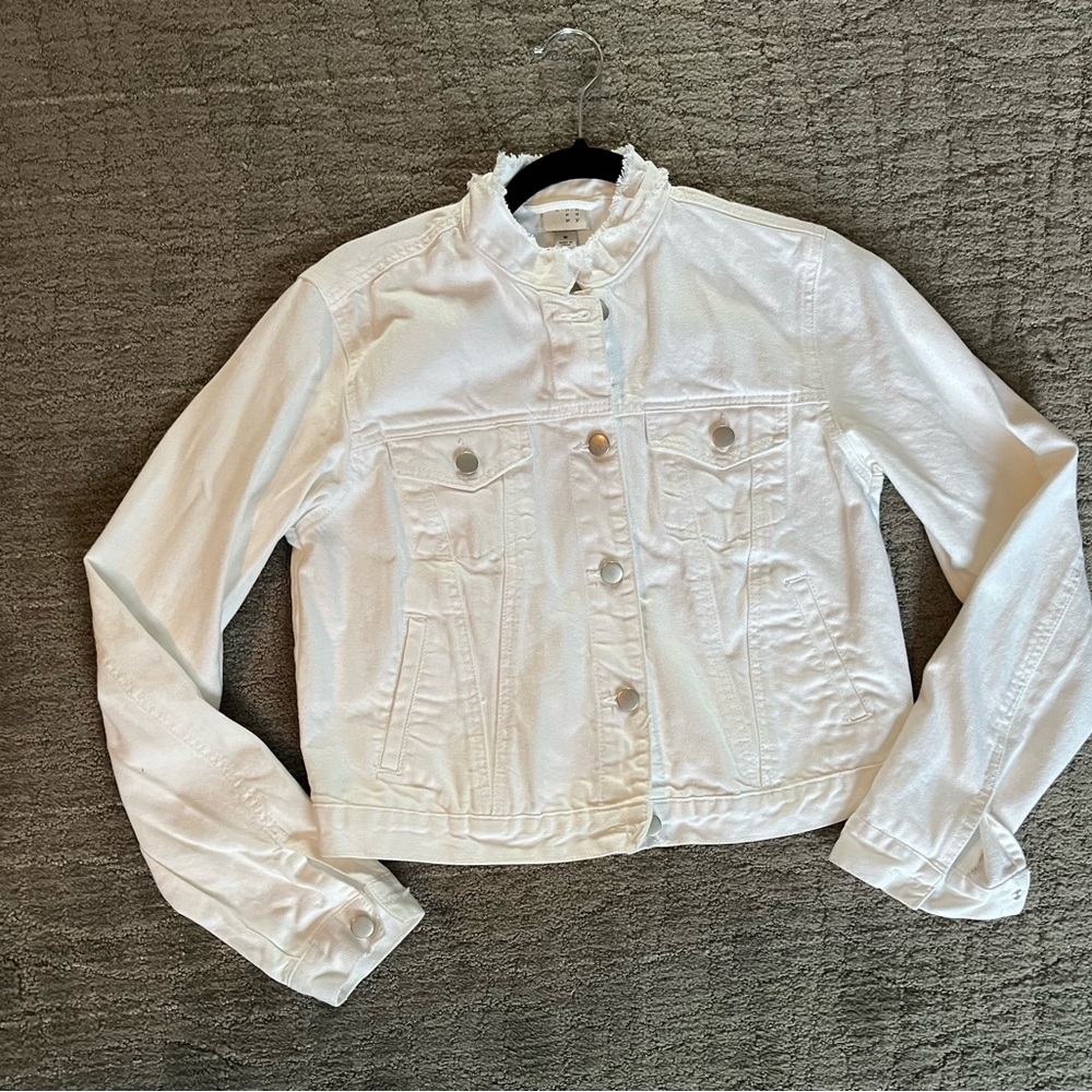 White denim Jean jacket size Medium